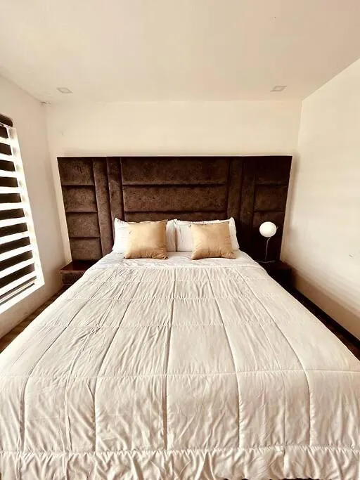 Luxurious Central House In Cuenca Villa